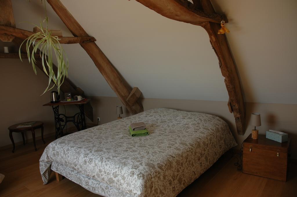 Chambre D'Hote La Maison Du Mesnil Saint-Hilaire-Petitville Camera foto